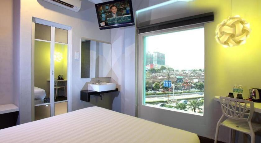 Bliss Boutique Hotel Johor Bahru Exterior photo